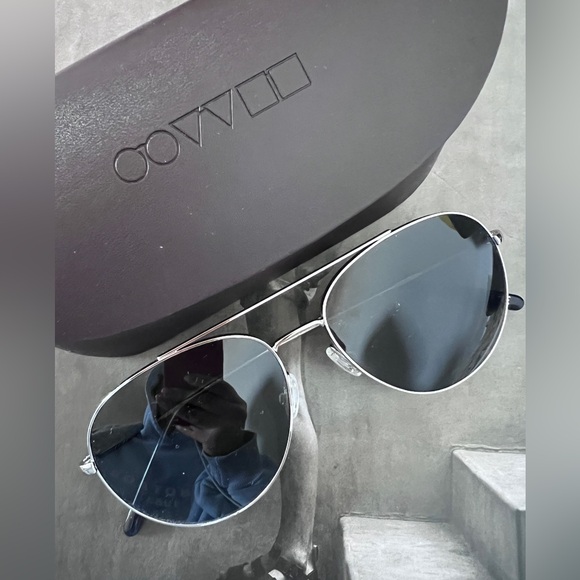 Oliver Peoples Airdale Men’s Polarized Aviator Sunglasses - Picture 5 of 9